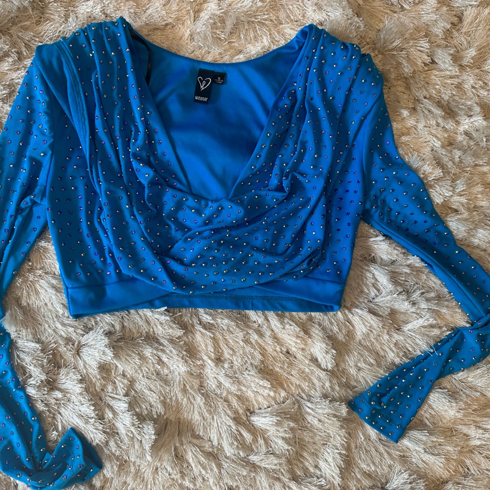 Windsor sparkly rhinestones blue crop dress shirt . Worn 1x size small